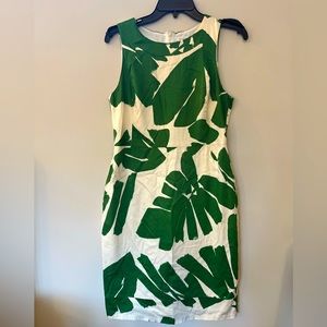 Knee length sleeveless dress